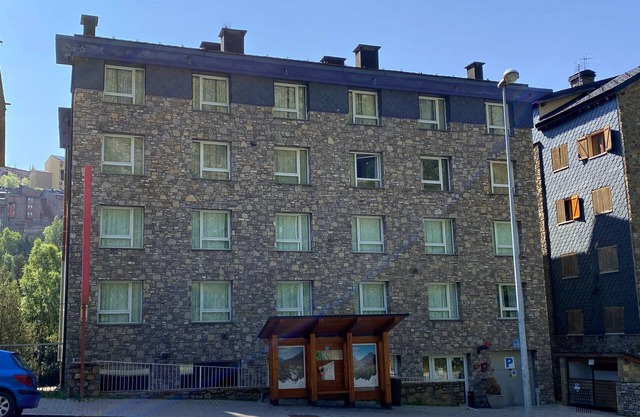 Somriu Hotel Vall Ski