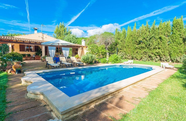 SON COLL - Villa with private pool in Lloseta. Free WiFi