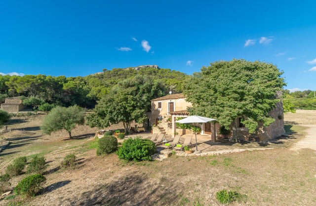 SON ESQUERRÀ - Stunning country house with free WiFi.