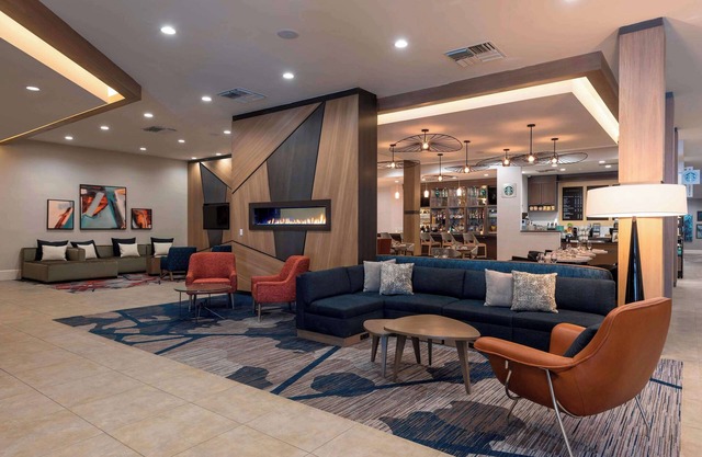 Sonesta Hotel Grand Rapids Airport