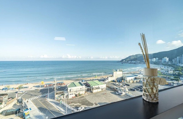 Song Jeong Hotel Blue Castle