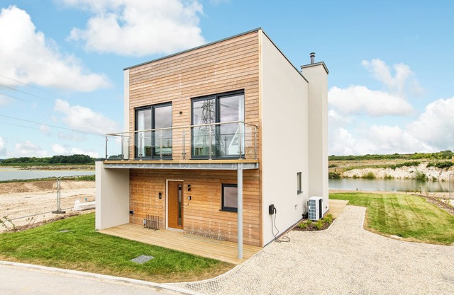 Songbird (SV30), Silverlake, Dorset