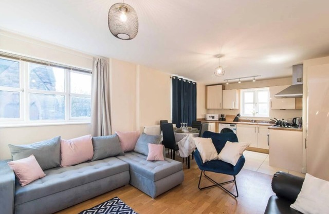 Soothing 2-bedroom Corporate apartment in Derby