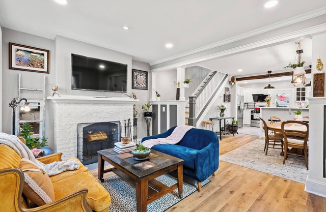 Sophia's Garden Cottage-4BR/2.5B/3Car-P/New HVAC/WiFi /Walk-Z/Colleges/Kids/UP-8