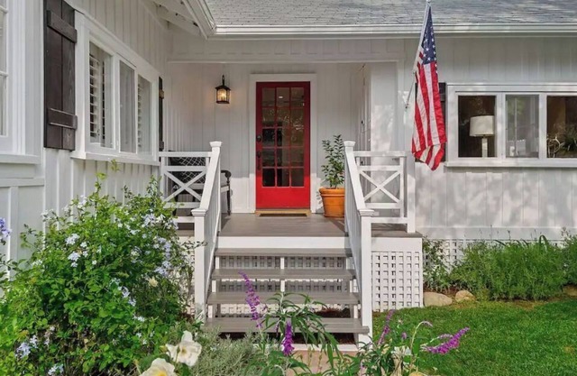 Sophisticated Santa Barbara Home, Near Everything!