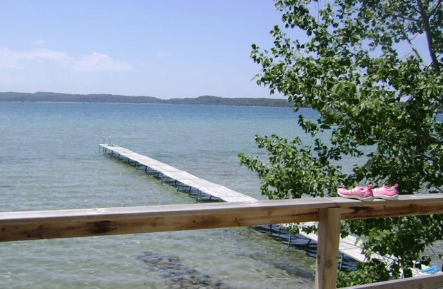 Convoité West-End, Designer Cottage droit sur l'eau