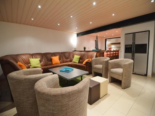 Sourbrodt Stay with Pool, cleaning included