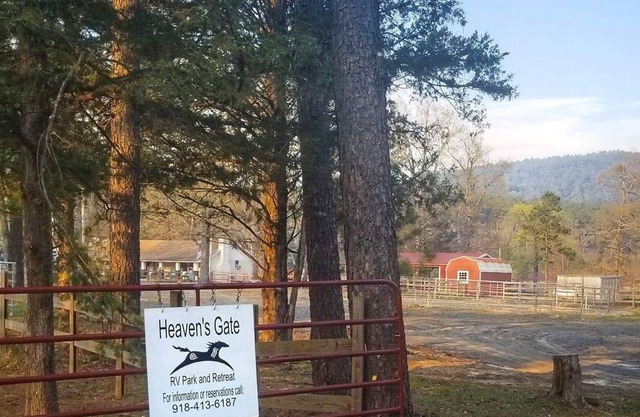 Broken Spur Camper @ Heaven's Gate RV and Retreat