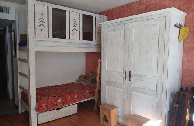 Studio 32m2 plein sud, dans le village d'aiguilles au coeur du queyras.