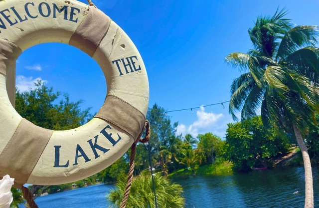 South Florida LAKE SIDE!!! Tropical Pace Living: "Feather & Lake - Water's Edge"