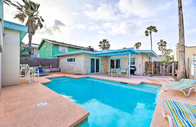 South Padre Island Vacation Rental: Steps to Beach