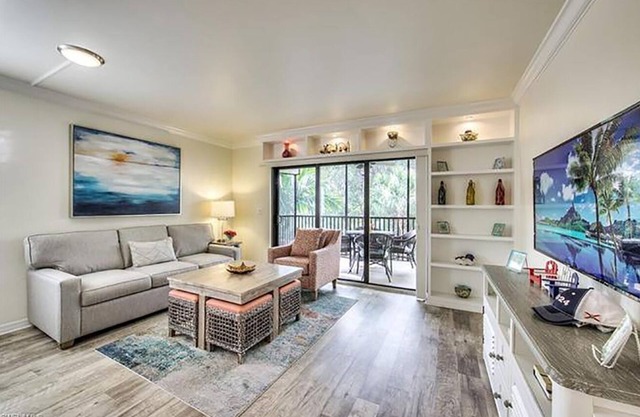 South Seas Villa, RARE Washer Dryer in UNIT Newly Renovated-MONTHLY ONLY