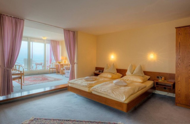 Côté sud, suite junior, terrasse, baignoire, à partir de 12 nuits - Waldhotel Sonnenberg