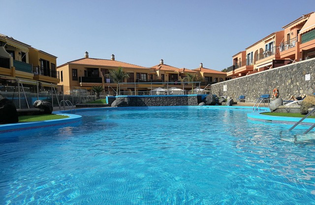 tenerife sud superbe appartement de rez-de-chaussée dans beau complexe