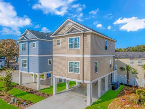 Southern Charm at Paradise Palms South