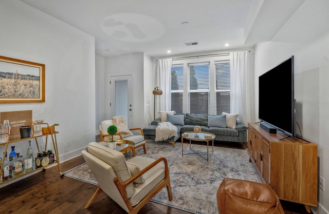 "Southern Harmony" #23 -Sleeps 6