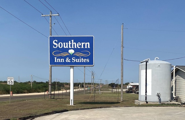 Southern Inn and Suites