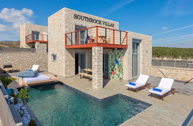 Southrock Villas