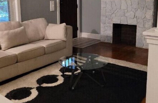 Southside Luxury Lease