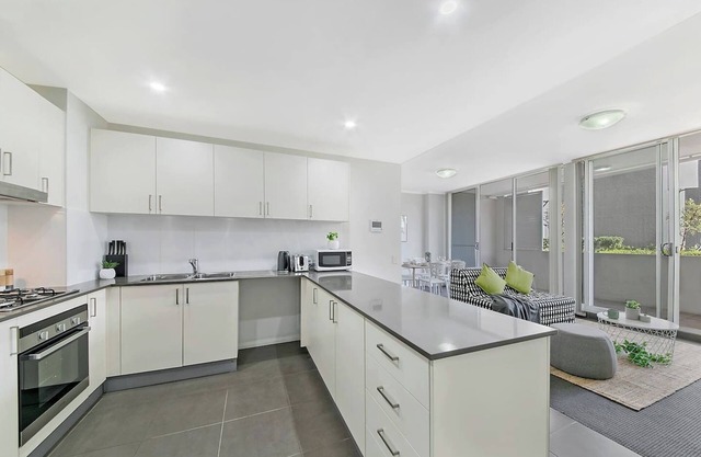 Southwest Liverpool Area 3 Beds & Parking Nwf003
