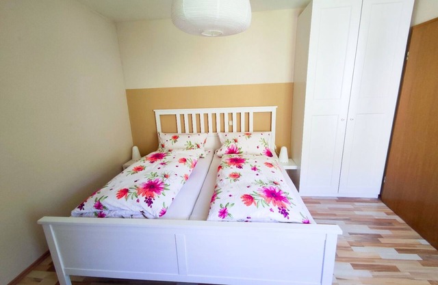 Spacious vacation apartment (35 m²) for two people with eat-in kitchen and free WiFi