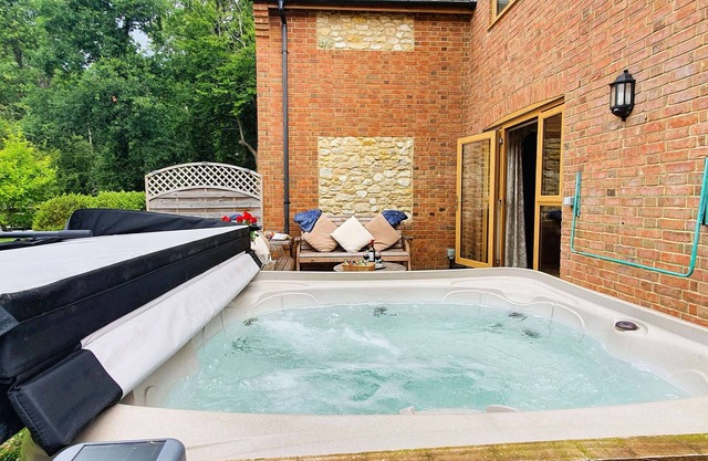 Jasmine Cottage avec bain à remous privé, pour 7 personnes