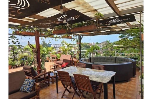 Spacious 1 BDR @Central Location
