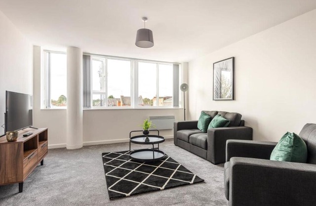 Spacious 1 Bed Apartment in Central Retford