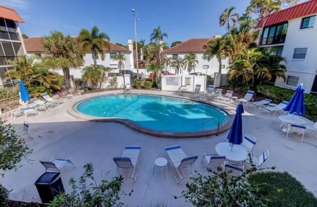 Spacious 1-bedroom apartment in wonderful Seminole