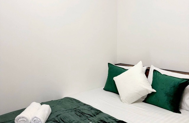 Spacious 1 Double room in Wembley-RB