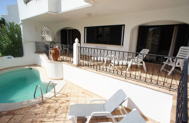 Spacieux appartement de 2 chambres avec piscine, à côté de Vale Lobo Tennis