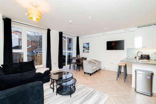Spacious 2 Bedroom Apartment in Central Tonbridge