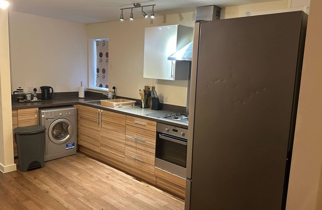 Spacious 2 Bedroom Flat - Kettering
