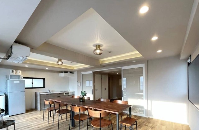Spacious Family Apartment Next To Peace Park C