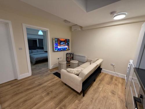 Spacious 2Bed Flat in Wembley Close to Stadium