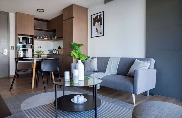 Spacious 2BR Retreat in Las Condes Comfort Awaits