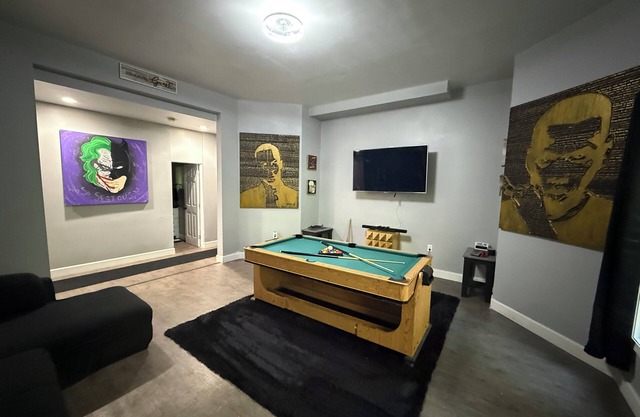 Spacious 2BR Suite + Pool Table I Patio + Private