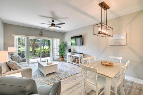 Spacious 2BR Villa with Pool, Golf Views, Sleeps 10