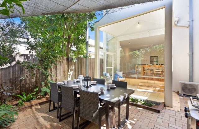 Spacious 3-Bed House near CBD