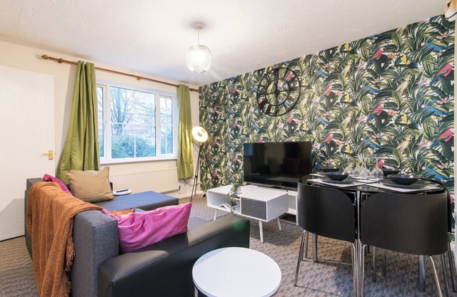 Spacious 3-Bedroom Apartment w/ Private Garden