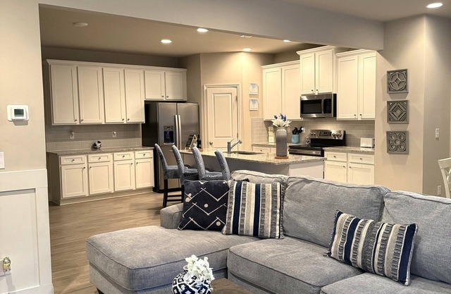 Spacious 5-bedroom house in charming Buford, GA