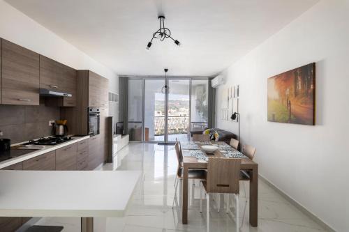 Spacious 3BD Apartment with Country Views & Large Front Terrace with Outside Furniture