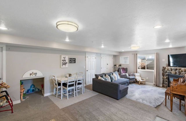 Cozy Kaysville 3-Bedroom Getaway