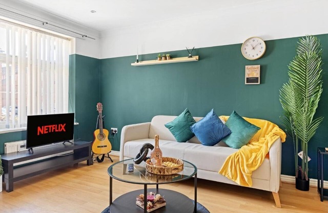 Spacious 3BR House Perfect for Families & Groups
