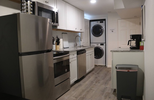 Spacious 3BR With Full Kitchen Near Denver/Boulder