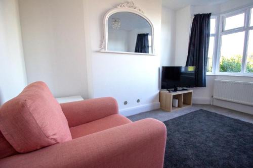Spacious 3BR, Work Travel Base, Family-Friendly