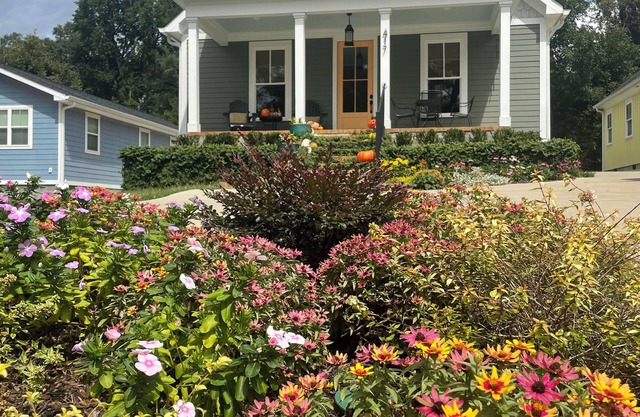 Spacious 4-bedroom house with private upstairs suite
