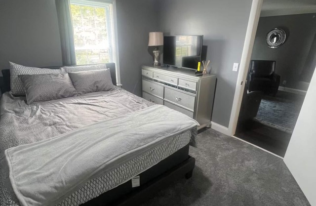 Spacious 4-bedroom fully remodeled home in charming Sandusky