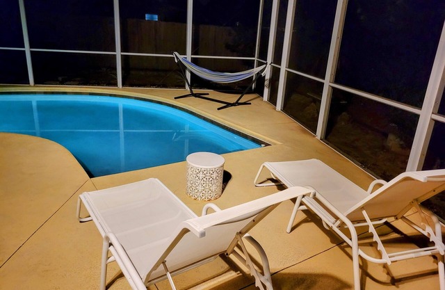 Spacious 4-bedroom house in tranquil Vero Beach with AC, WiFi