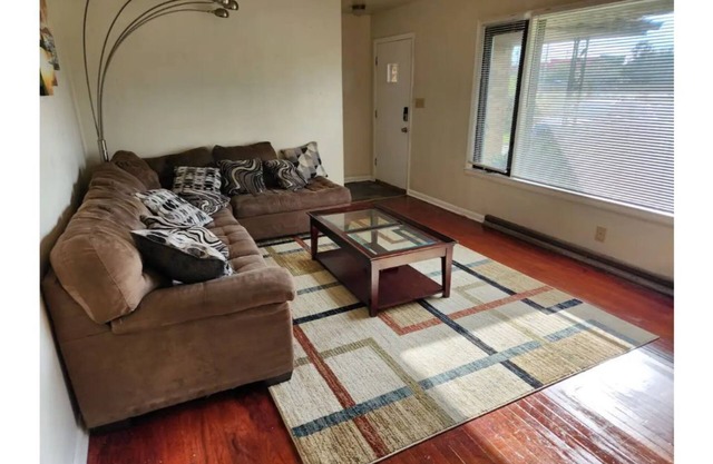 Spacious 4-bedroom home in quiet neighborhood